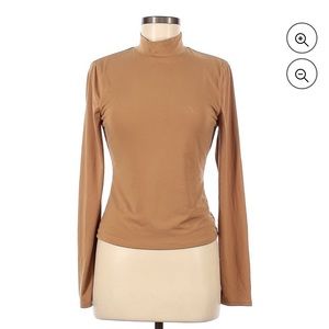 Song Of Style Long Sleeve Turtleneck NWT - size XL